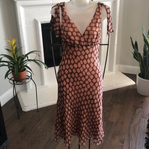 BCBG 100% silk dress - Picture 2 of 6